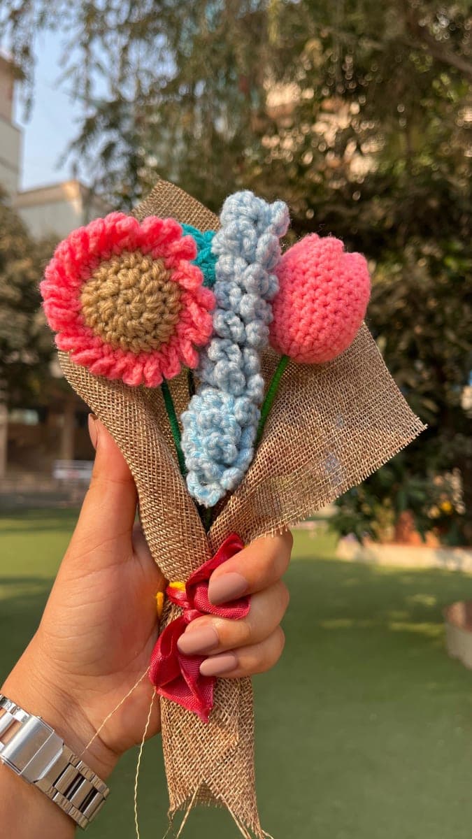 Handmade Crochet Flower Bouquet – 4 Flowers — handmade crochet bouquet by Nidsscrochet, Mumbai