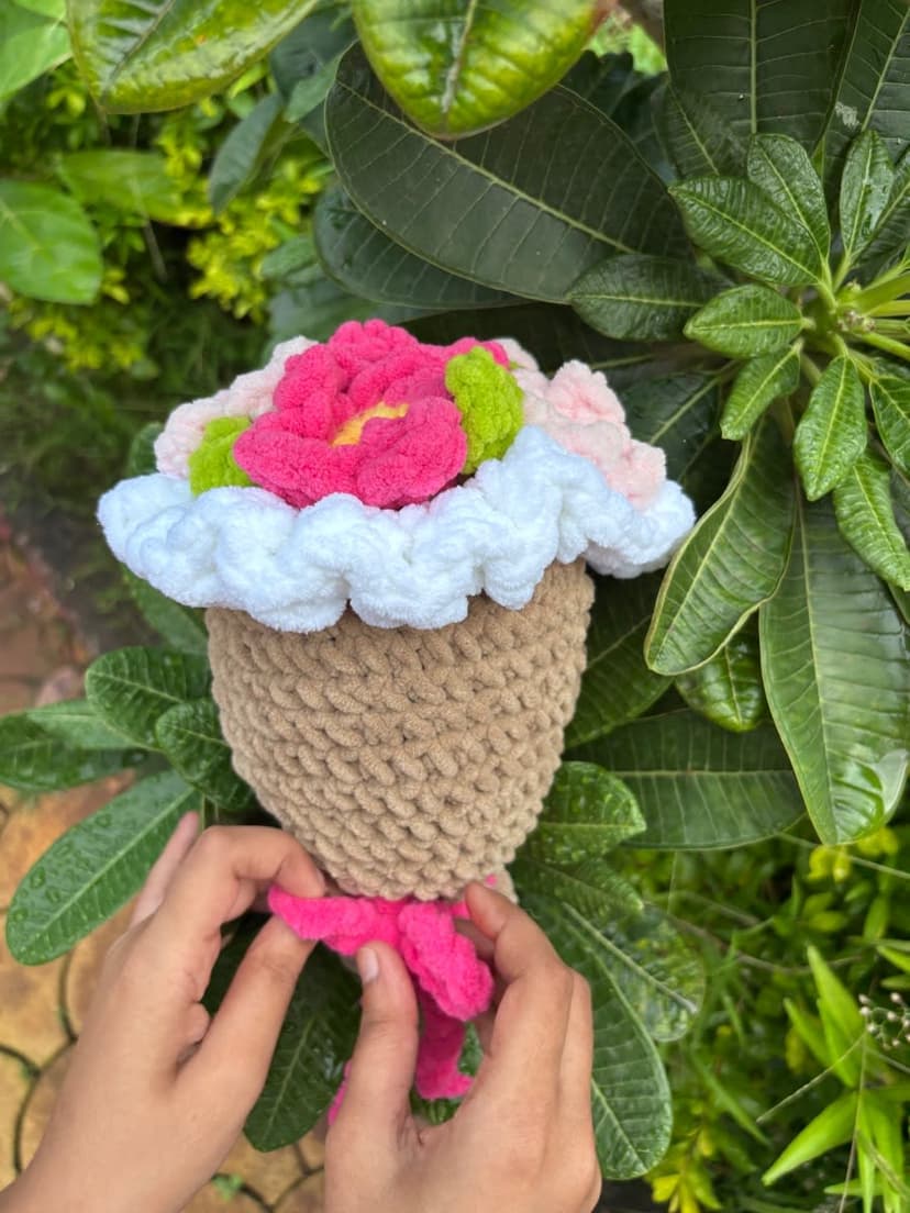 Handmade Crochet Plushie Bouquet – Cute Amigurumi Gift — handmade custom crochet gift, photo 5