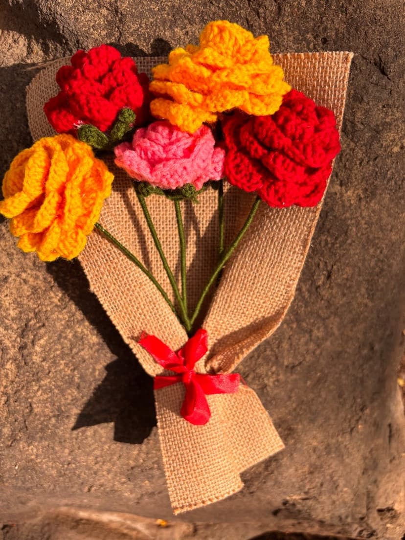 Handmade Crochet Rose Bouquet — handmade crochet bouquet, photo 2